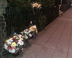 Growing floral tribute to Mark Duggan in #Tottenham Hale #londonriots from Twitpic